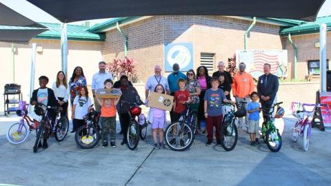 Group picture of Bikes and Bytes team